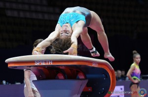 bul ph simone ferraro sfa02429 copia